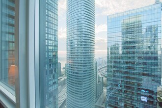 55-65 Bremner Blvd in Toronto, ON - Building Photo - Building Photo
