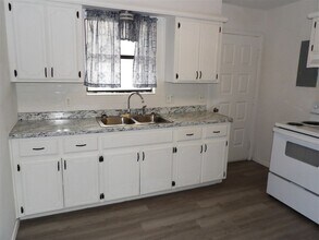 603 SW Garfield Ave in Lawton, OK - Building Photo - Building Photo