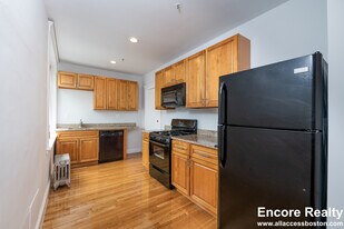 286 Chestnut Hill Ave in Boston, MA - Building Photo