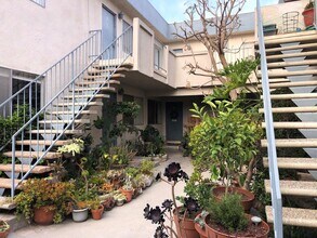 Nelson Ave Apartments in Redondo Beach, CA - Building Photo - Building Photo