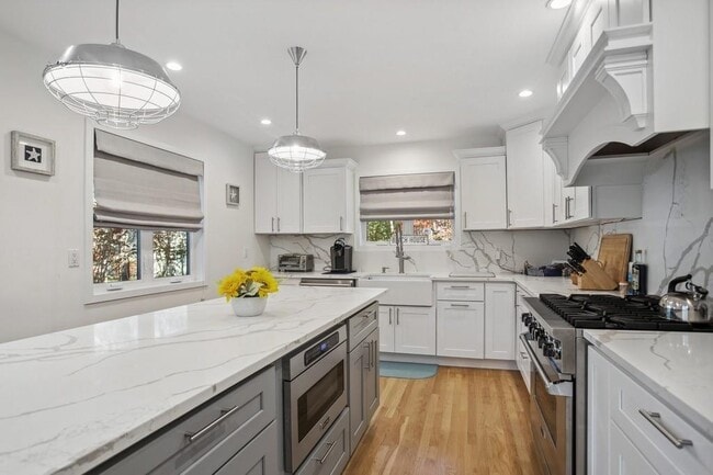 18 Park Cir in Quogue, NY - Building Photo - Building Photo