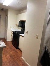 1311 Azalea Way in Winter Garden, FL - Building Photo - Building Photo