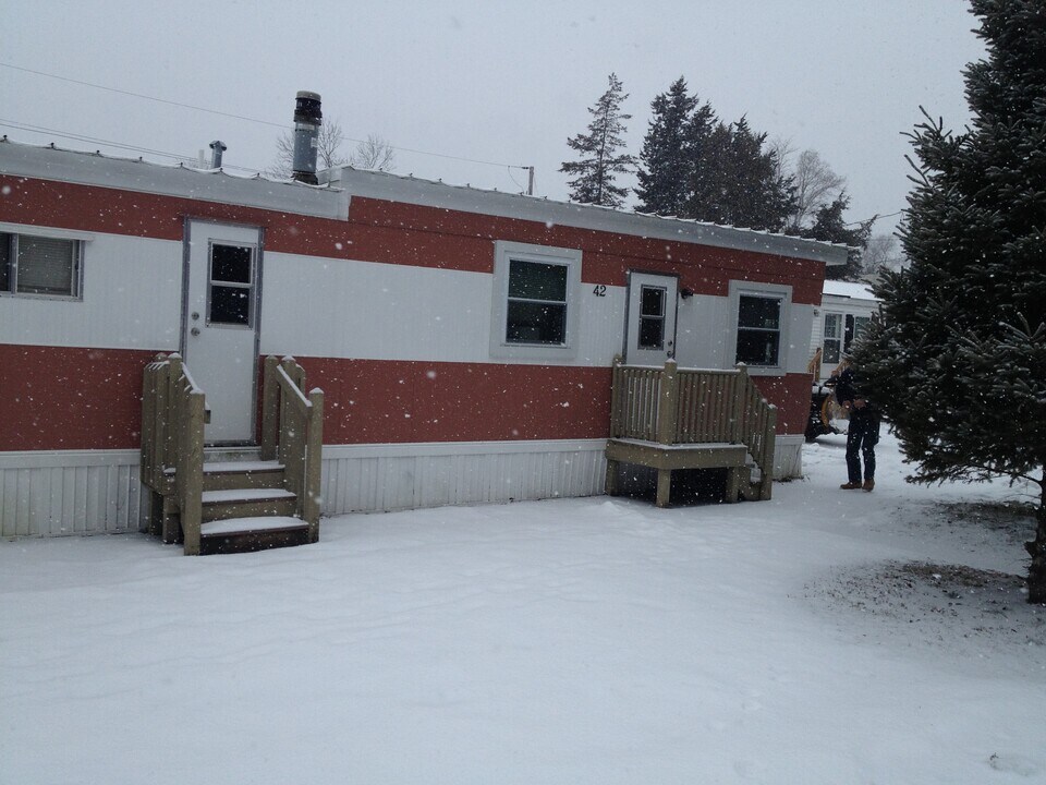 1917 Central Ave in Colonie, NY - Building Photo
