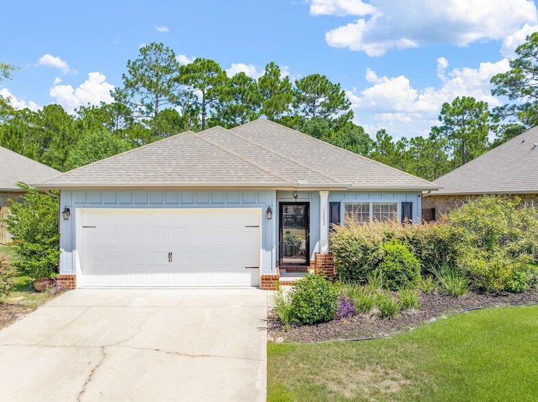 282 Whispering Lake Dr in Santa Rosa Beach, FL - Foto de edificio