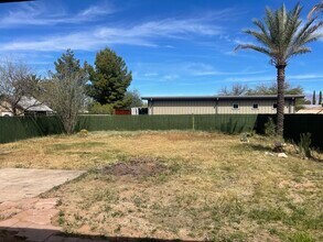 4227 E Santa Barbara Ave in Tucson, AZ - Building Photo - Building Photo