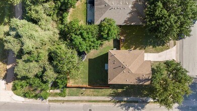 3700 Sojourner St in Austin, TX - Building Photo - Building Photo