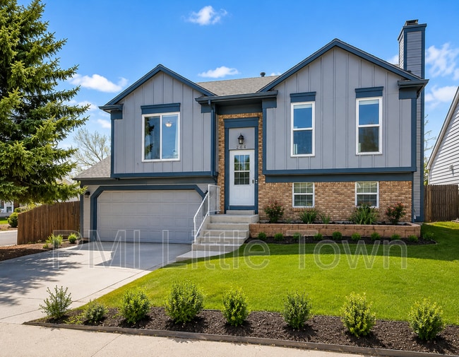 property at 3145 S Gibraltar St