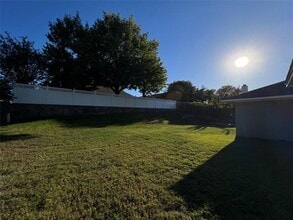 1108 Berkshire Ct in Trophy Club, TX - Foto de edificio - Building Photo