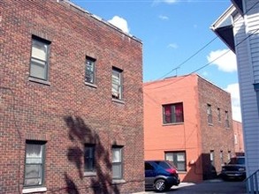 631-639 Monroe Ave in Rochester, NY - Building Photo - Building Photo