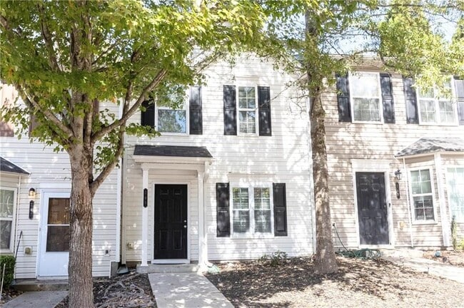 property at 745 Crestwell Cir