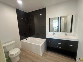 11171 Cactus Dr in Desert Hot Springs, CA - Foto de edificio - Building Photo