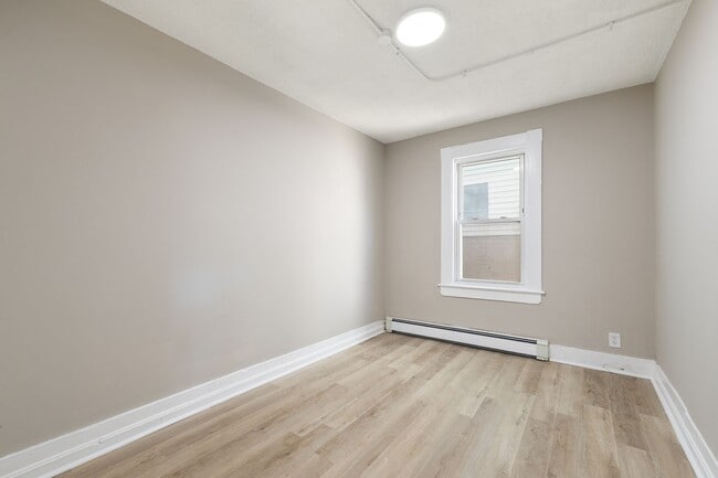 50 1/2 Common St in Lawrence, MA - Building Photo - Building Photo