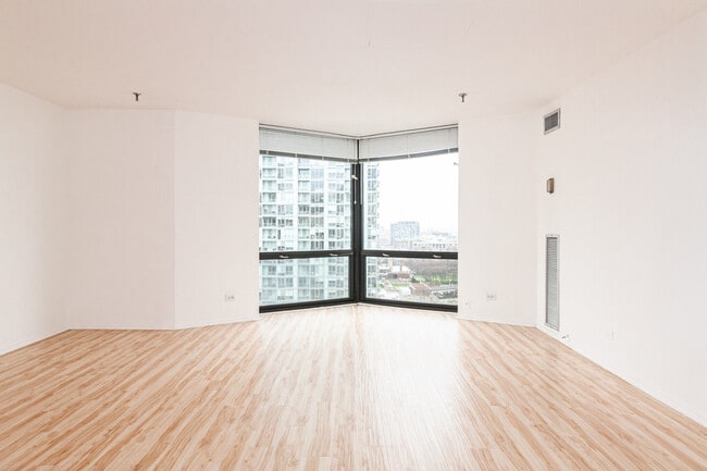 1120 N La Salle Dr in Chicago, IL - Foto de edificio - Building Photo