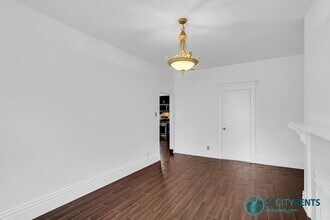 1329 Oak St in San Francisco, CA - Building Photo - Building Photo