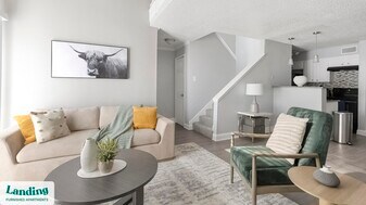 2300 Misty Ridge Cir in Arlington, TX - Building Photo