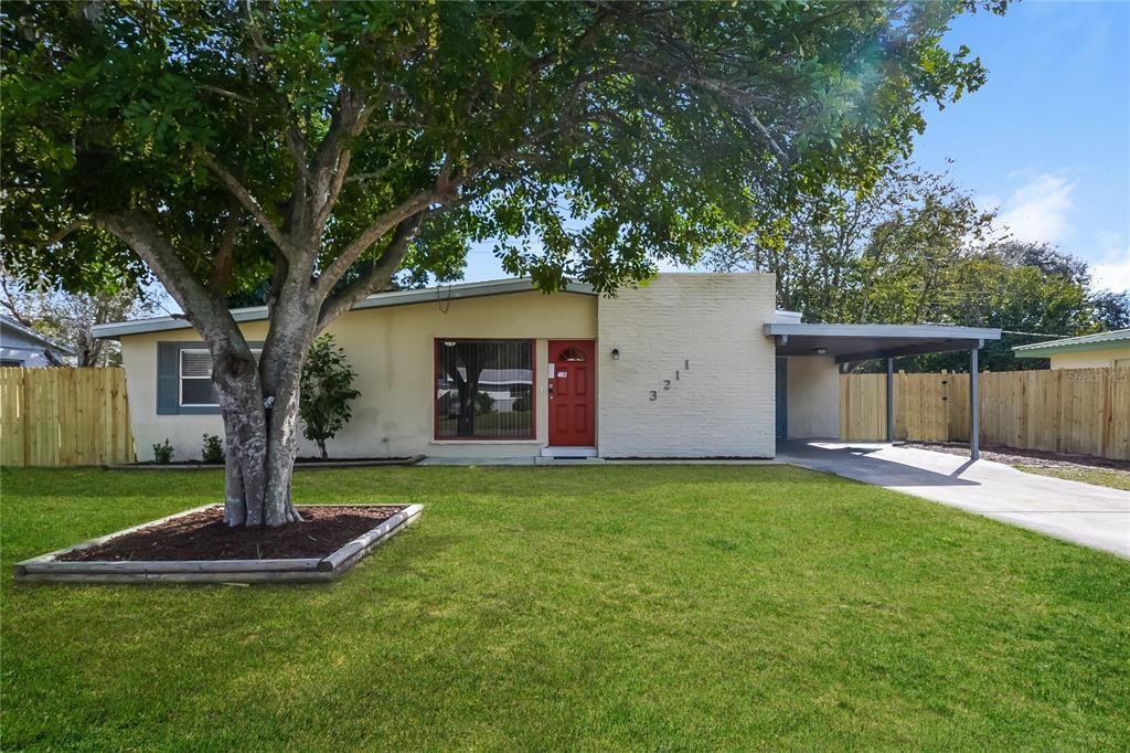 3211 21st Ave Dr W in Bradenton, FL - Building Photo