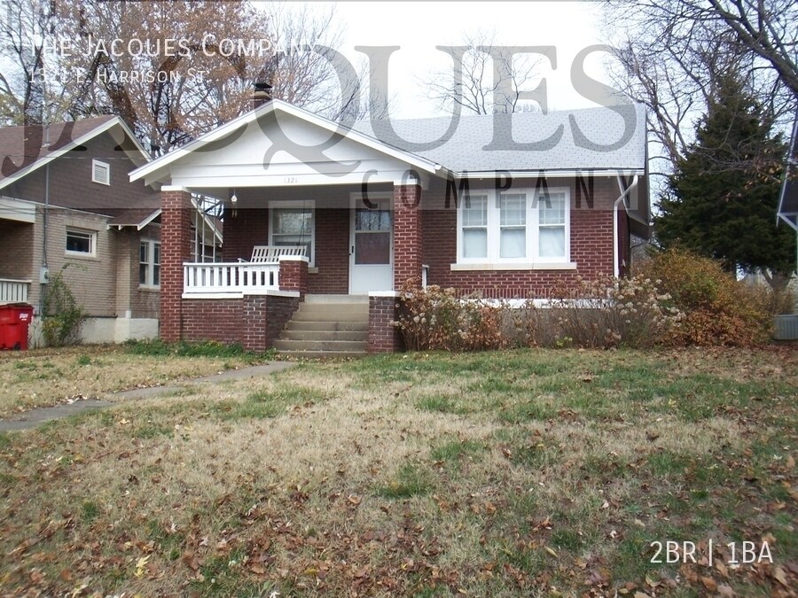 1321 E Harrison St in Springfield, MO - Building Photo