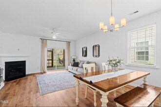 5980 Osprey Cove Dr in Raleigh, NC - Building Photo - Building Photo