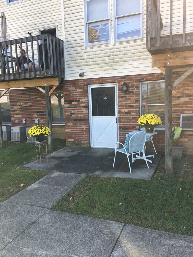 1673 Tiki Ln Rentals in Lancaster, OH