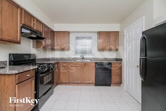 1369 Hinman St in Montgomery, IL - Building Photo - Building Photo