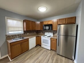 1007 Caroline St in Salisbury, MD - Building Photo - Building Photo