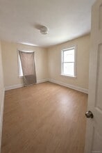 128 Poningo St in Port Chester, NY - Building Photo - Building Photo