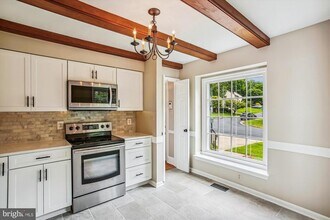 15264 Mimosa Trail in Montclair, VA - Building Photo - Building Photo