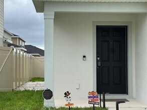 3410 Haven Side Rd in Davenport, FL - Building Photo - Building Photo