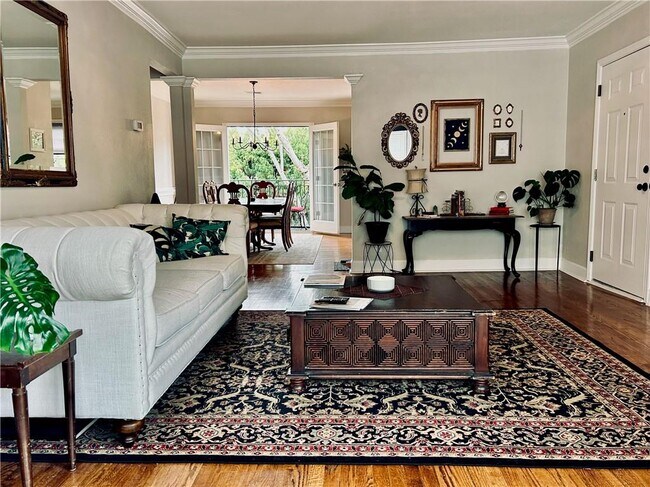 115 Peachtree Memorial Dr NW in Atlanta, GA - Building Photo - Building Photo