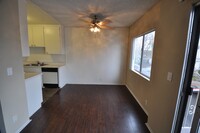 12241 Burbank Blvd, Unit 202 in Los Angeles, CA - Building Photo - Building Photo