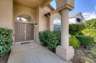 8437 N Recreation Ave in Fresno, CA - Foto de edificio - Building Photo