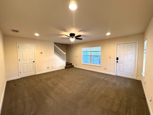 2525 Gowen St in Orlando, FL - Building Photo - Building Photo