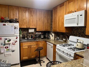 1841 Passyunk Ave in Philadelphia, PA - Building Photo - Building Photo