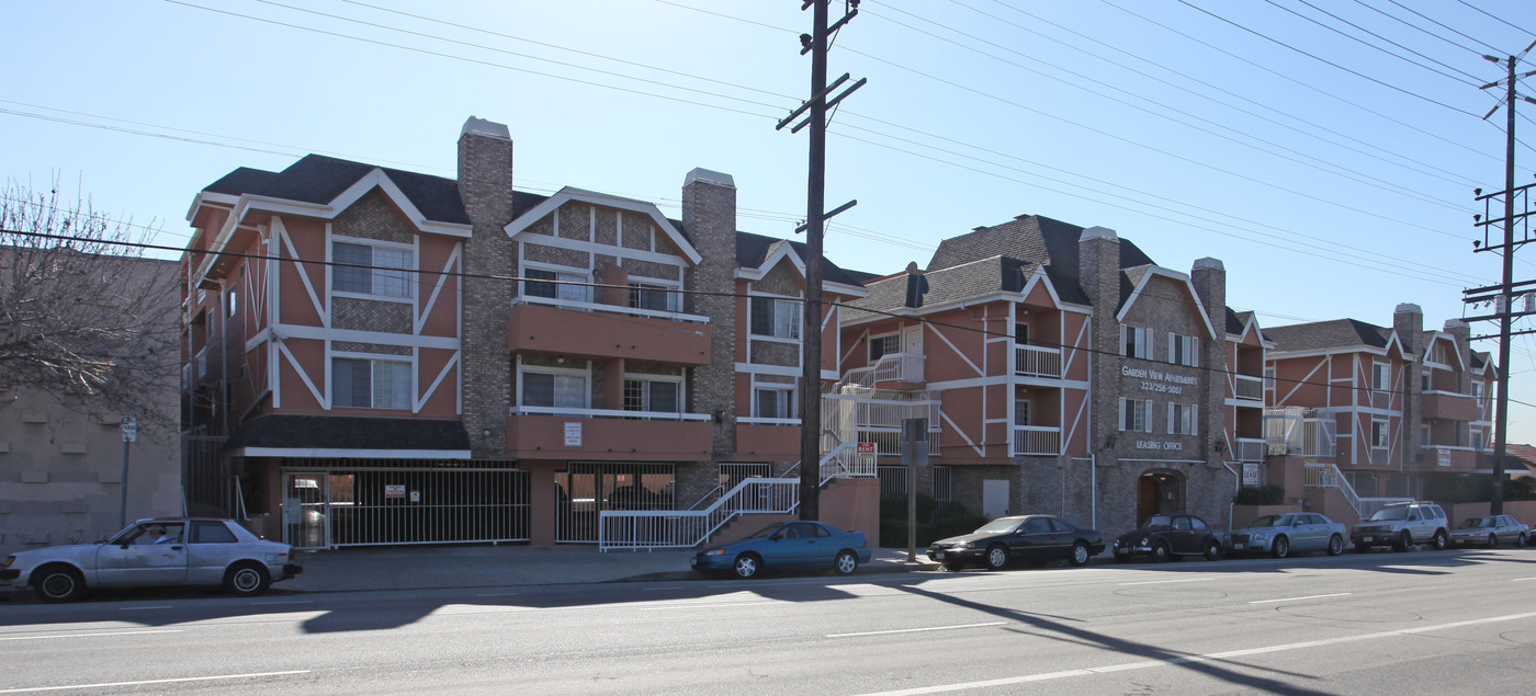 Garden View Apartments in Los Angeles, CA - Foto de edificio