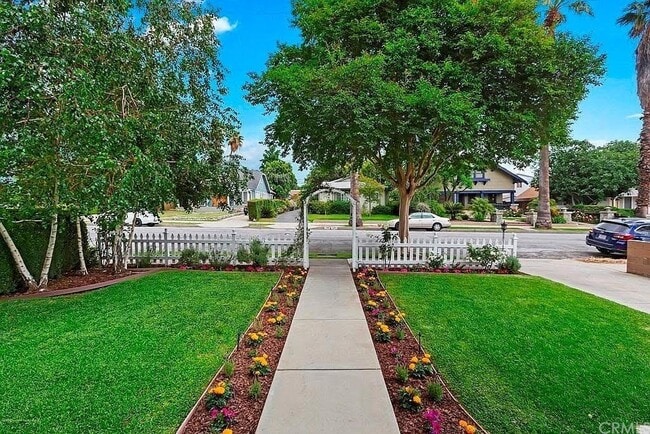 139 N Ivy Ave in Monrovia, CA - Building Photo - Building Photo