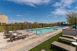 3131 N Central Ave in Phoenix, AZ - Building Photo