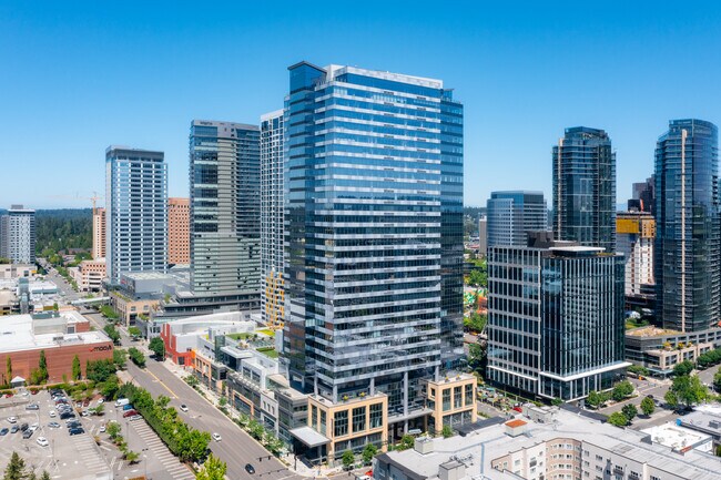 One Lincoln Tower in Bellevue, WA - Building Photo - Building Photo