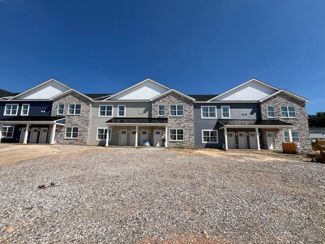 property at 3906 Tunnel Hill Rd