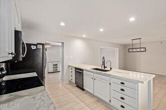 627 W 16th St in Tempe, AZ - Building Photo - Building Photo