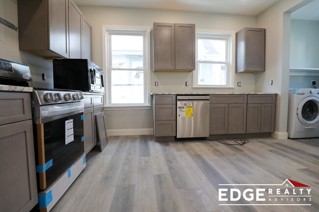 46 Cushman Rd, Unit 1 in Boston, MA - Building Photo - Building Photo
