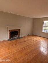 1556 Dean St in Niskayuna, NY - Building Photo - Building Photo