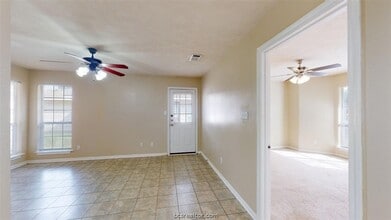1141 Oney Hervey Dr in College Station, TX - Building Photo - Building Photo