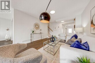 85 Madsen Crescent in Markham, ON - Building Photo - Building Photo