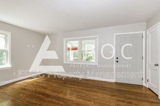 1305 Caldwell St in Greensboro, NC - Building Photo - Building Photo