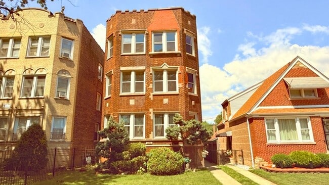 property at 10212 S Indianapolis Ave