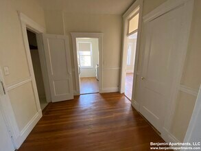 5 Walbridge St, Unit 20 in Boston, MA - Foto de edificio - Building Photo