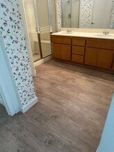 384 Gravenstein Ave in Brentwood, CA - Building Photo - Building Photo