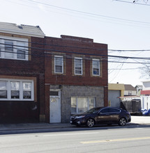 313 Atlantic Ave in Oceanside, NY - Foto de edificio - Building Photo