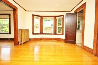 69 Saco St in Newton, MA - Building Photo - Building Photo