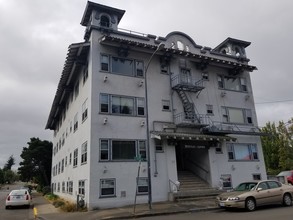 Myrtle Arms Apartments in Coos Bay, OR - Building Photo - Other